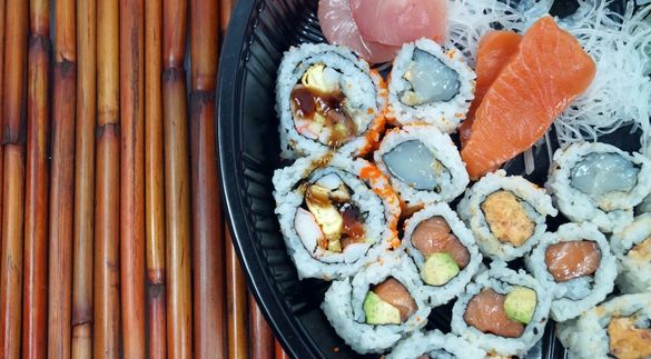 sushi platter party tray